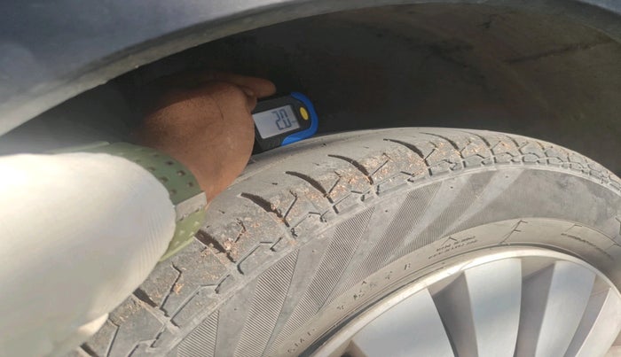 2017 Maruti S Cross DELTA 1.3, Diesel, Manual, 95,166 km, tyre