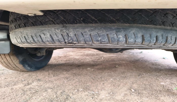 2015 Mahindra Scorpio S6 PLUS, Diesel, Manual, 94,785 km, tyre