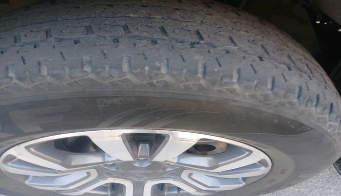 2021 Ford Endeavour TITANIUM PLUS 2.0 4X2 AT SUNROOF, Diesel, Automatic, 1,39,805 km, tyre