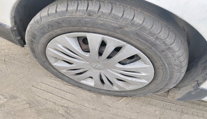 2017 Maruti Ertiga VDI SHVS, Diesel, Manual, 1,66,036 km, tyre