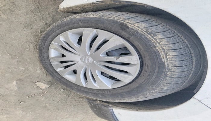 2017 Maruti Ertiga VDI SHVS, Diesel, Manual, 1,66,036 km, tyre