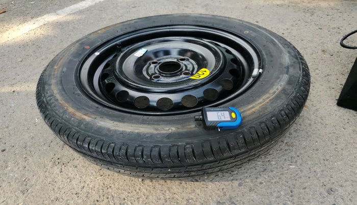 2022 Hyundai NEW I20 SPORTZ 1.5 MT, Diesel, Manual, 1,60,130 km, tyre