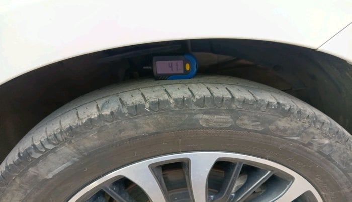 2023 Maruti Ertiga ZXI+ SHVS, Petrol, Manual, 32,061 km, tyre