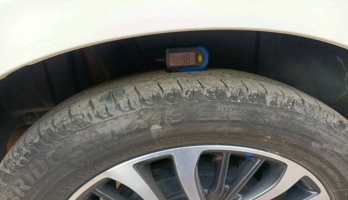 2023 Maruti Ertiga ZXI+ SHVS, Petrol, Manual, 32,061 km, tyre