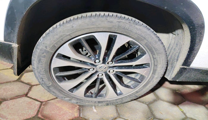 2021 MG HECTOR PLUS SHARP 1.5 PETROL TURBO CVT 6-STR, Petrol, Automatic, 50,488 km, tyre