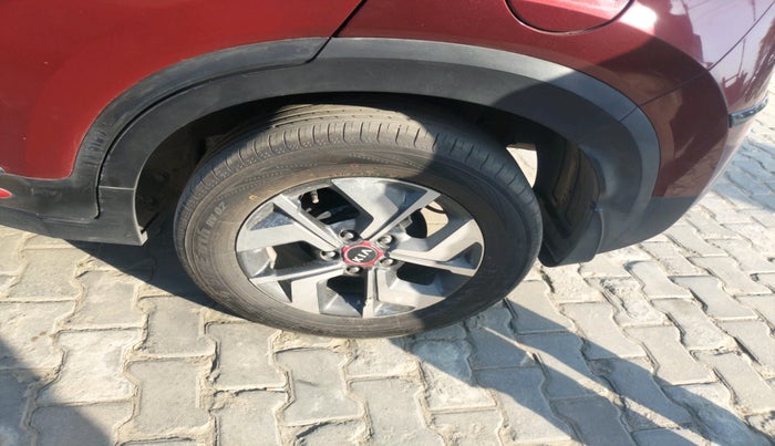 2020 KIA SONET GTX PLUS 1.0 IMT, Petrol, Manual, 1,30,617 km, tyre