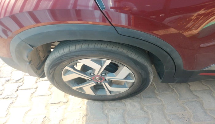 2020 KIA SONET GTX PLUS 1.0 IMT, Petrol, Manual, 1,30,617 km, tyre