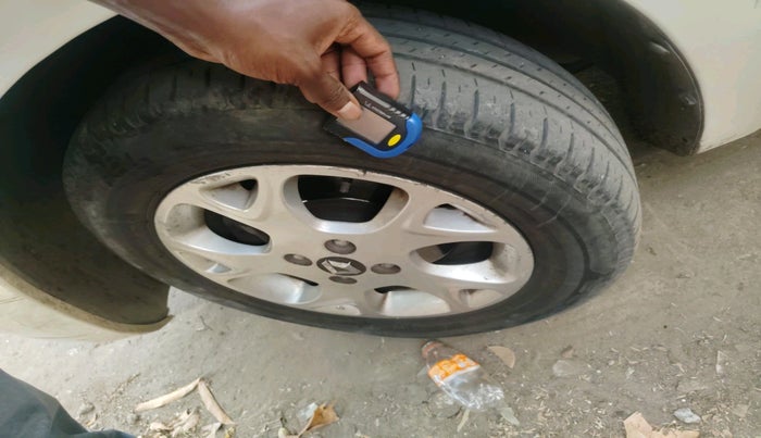 2014 Renault Pulse RXZ DIESEL, Diesel, Manual, 1,00,673 km, tyre