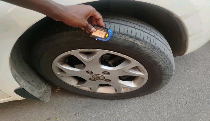 2014 Renault Pulse RXZ DIESEL, Diesel, Manual, 1,00,673 km, tyre