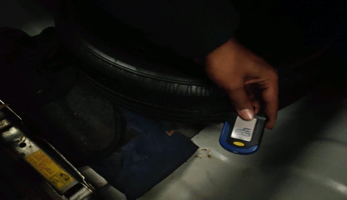 2014 Hyundai Xcent S AT 1.2 (O), Petrol, Automatic, 58,582 km, tyre