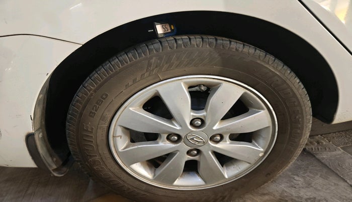 2014 Hyundai Xcent S AT 1.2 (O), Petrol, Automatic, 58,582 km, tyre