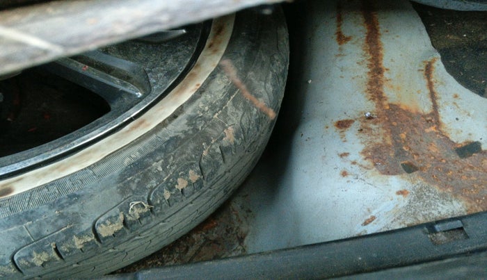 2018 Hyundai Verna 1.6 CRDI SX, Diesel, Manual, 1,66,140 km, tyre