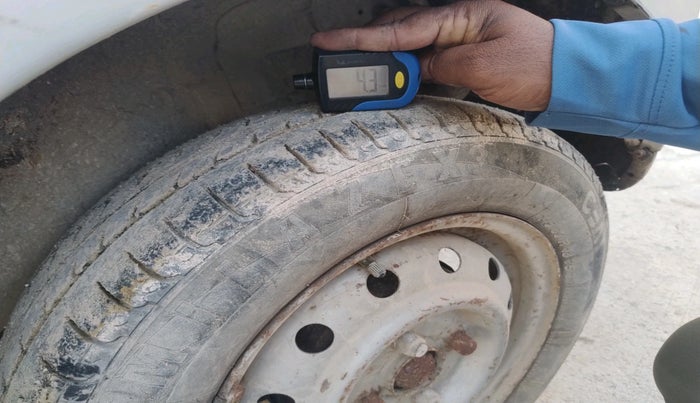 2012 Maruti Wagon R 1.0 LXI CNG, CNG, Manual, 78,104 km, tyre