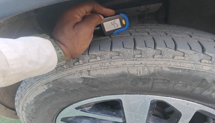 2022 Tata Harrier XZA PLUS 2.0L, Diesel, Automatic, 1,30,981 km, tyre