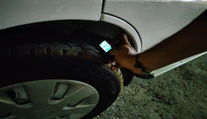 2022 Maruti Eeco 5 STR AC CNG (O), CNG, Manual, 42,042 km, tyre