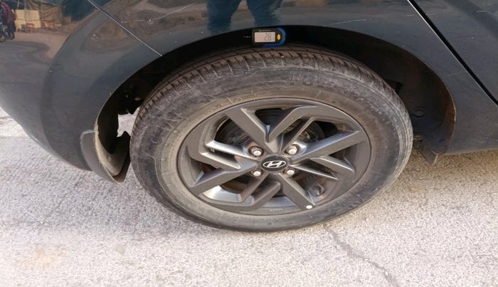 2020 Hyundai GRAND I10 NIOS SPORTZ AMT 1.2 KAPPA VTVT, Petrol, Automatic, 23,462 km, tyre