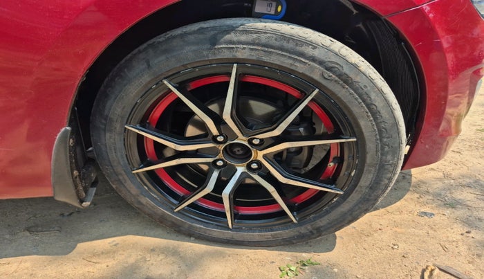 2015 Hyundai Verna 1.6 CRDI SX (O), Diesel, Manual, 61,554 km, tyre