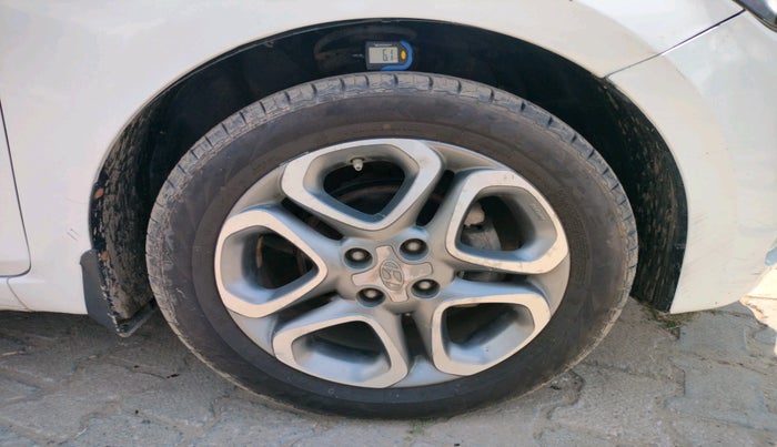 2018 Hyundai Elite i20 ASTA 1.2 (O), Petrol, Manual, 64,824 km, tyre