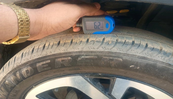 2022 Nissan MAGNITE XE, Petrol, Manual, 23,995 km, tyre