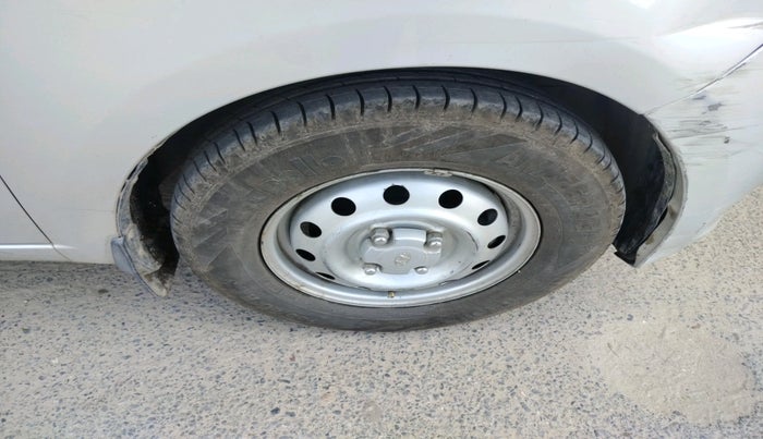 2012 Hyundai i10 ERA 1.1, Petrol, Manual, 41,335 km, tyre
