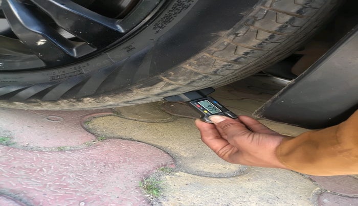 2019 Maruti Vitara Brezza ZDI PLUS, Diesel, Manual, 1,23,678 km, tyre