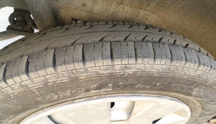 2015 Maruti Wagon R 1.0 LXI, CNG, Manual, 96,097 km, tyre