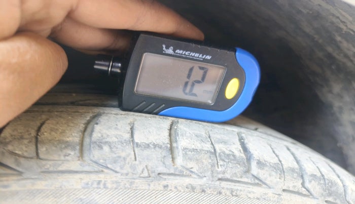 2014 Hyundai Grand i10 ASTA AT 1.2 KAPPA VTVT, Petrol, Automatic, 72,063 km, tyre