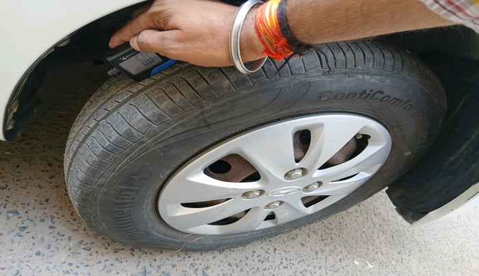 2012 Hyundai i10 MAGNA 1.2, Petrol, Manual, 51,475 km, tyre