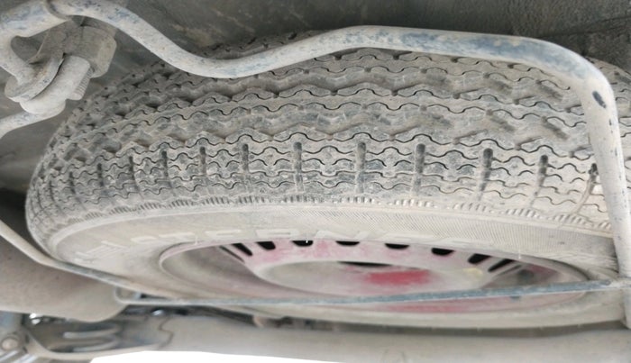 2019 Renault TRIBER RXZ, Petrol, Manual, 1,39,615 km, tyre