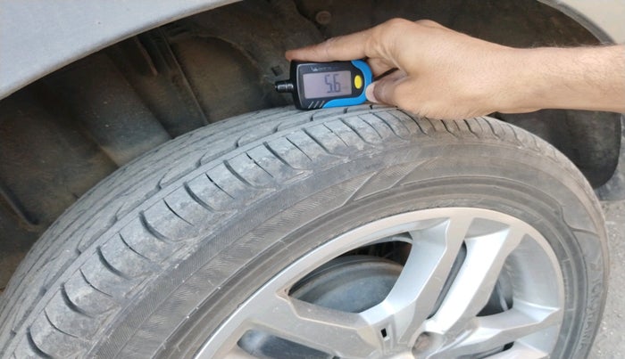 2019 Renault TRIBER RXZ, Petrol, Manual, 1,39,615 km, tyre