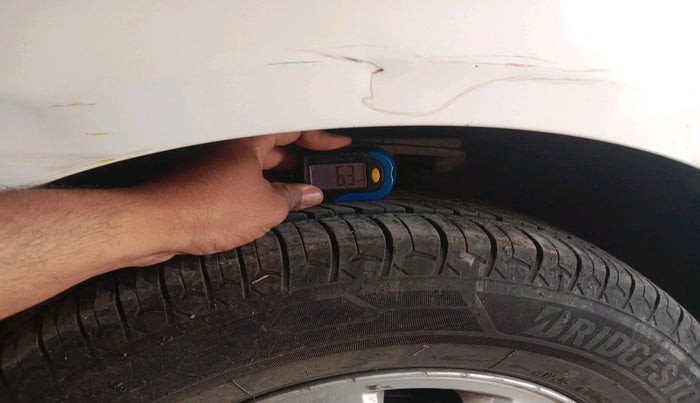 2010 Maruti Ritz ZXI, Petrol, Manual, 2,49,794 km, tyre