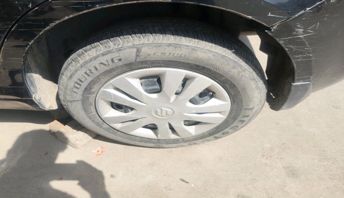 2012 Maruti Swift Dzire VXI, CNG, Manual, 1,19,068 km, tyre