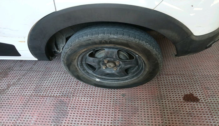 2020 Renault TRIBER RXZ AMT, Petrol, Automatic, 58,547 km, tyre