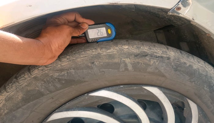 2011 Maruti Ritz VXI, CNG, Manual, 1,27,459 km, tyre