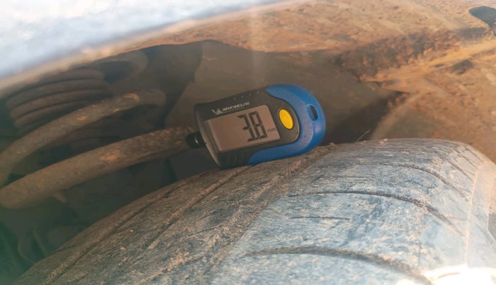 2012 Ford Fiesta STYLE PETROL AT, Petrol, Automatic, 1,09,567 km, tyre