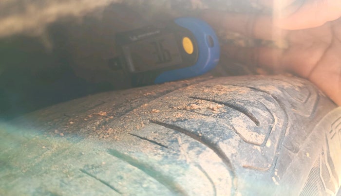 2012 Ford Fiesta STYLE PETROL AT, Petrol, Automatic, 1,09,567 km, tyre