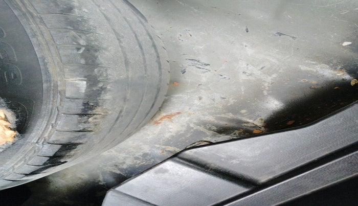 2022 Maruti Dzire ZXI Plus AMT, Petrol, Automatic, 1,11,842 km, tyre