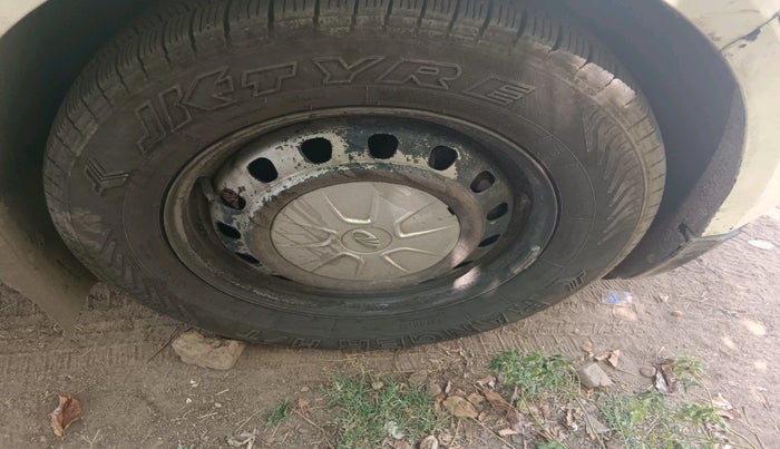 2018 Mahindra MARAZZO M2 8 STR, Diesel, Manual, 2,88,901 km, tyre