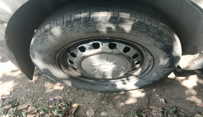 2018 Mahindra MARAZZO M2 8 STR, Diesel, Manual, 2,88,901 km, tyre