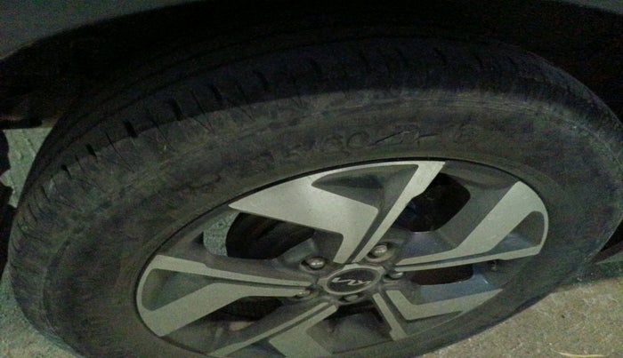 2021 KIA SONET HTX 1.0 IMT, Petrol, Manual, 55,490 km, tyre