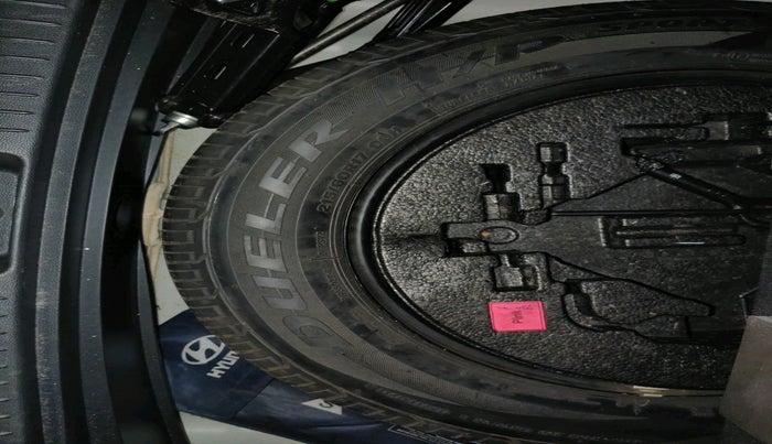 2016 Hyundai Creta SX PLUS AT 1.6 DIESEL, Diesel, Automatic, 1,91,814 km, tyre