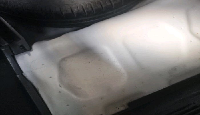 2018 Maruti Swift ZXI, Petrol, Manual, 59,099 km, tyre