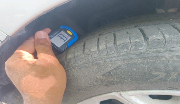 2015 Ford Ecosport TITANIUM 1.0L ECOBOOST, Petrol, Manual, 86,352 km, tyre