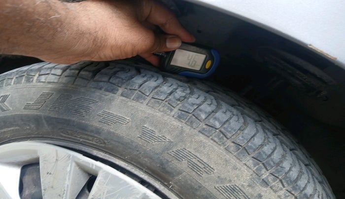 2013 Maruti Swift Dzire VXI AT, Petrol, Automatic, 57,247 km, tyre