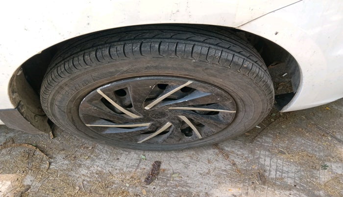 2013 Maruti Ertiga VDI, Diesel, Manual, 89,970 km, tyre