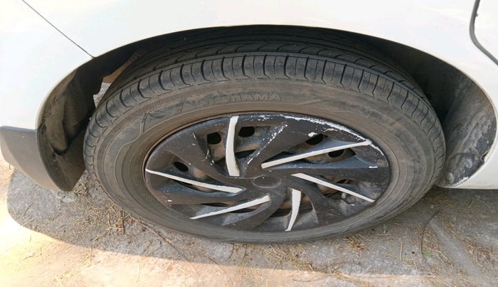 2013 Maruti Ertiga VDI, Diesel, Manual, 89,970 km, tyre