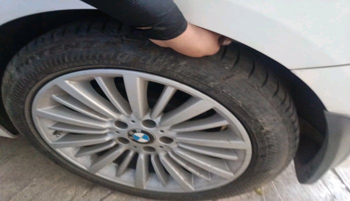 2017 BMW 3 Series  GT 320d Luxury Line, Diesel, Automatic, 1,27,830 km, tyre