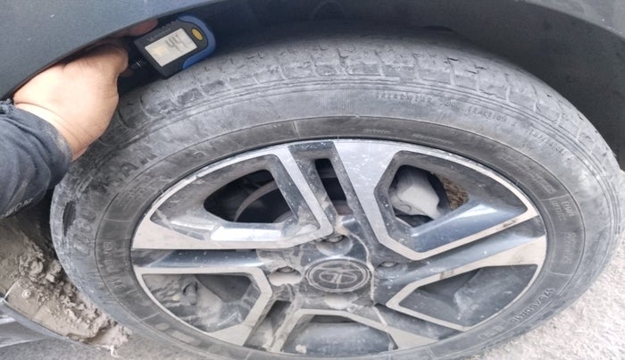 2020 Tata TIGOR XZ PLUS PETROL, Petrol, Manual, 35,437 km, tyre