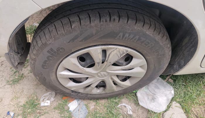 2020 Maruti Swift VXI, Petrol, Manual, 47,698 km, tyre