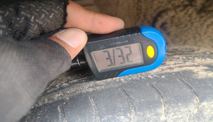 2023 Tata ALTROZ XM PLUS PETROL, Petrol, Manual, 58,744 km, tyre